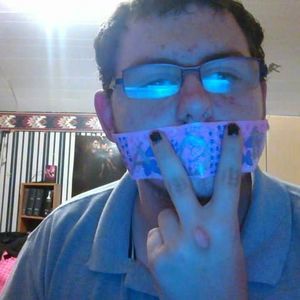 Meet your Posher, Derick